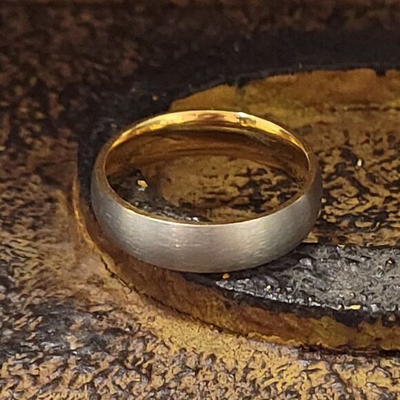 Mens Titanium Gold and Silver Wedding Band Ring - Titanium Wedding Ring For Him - Picture 4 of 7